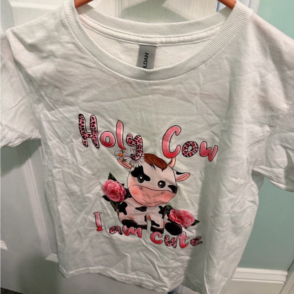 🌹Gildan White 'Holy Cow I‎ Am Cute' Kids Shirt